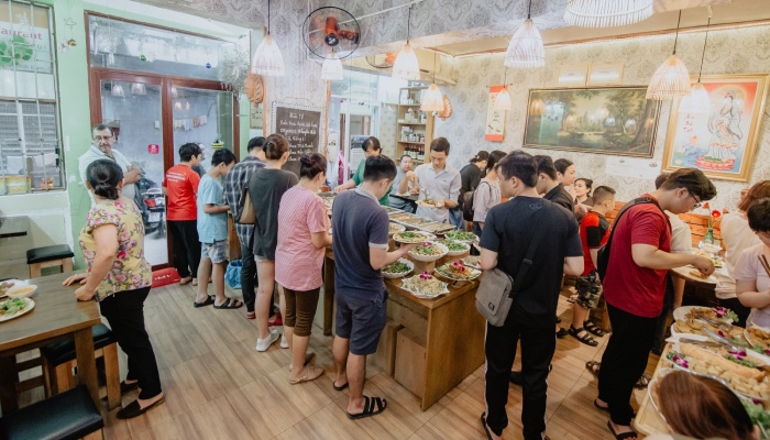 Chọn vị trí mở nhà hàng thu hút khách hàng