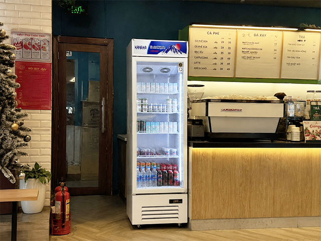 Tủ mát 1 cánh LC-338W 338L trong quán cf