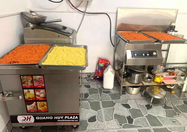 Trải nghiệm nấu hấp với tủ cơm 6 khay điện