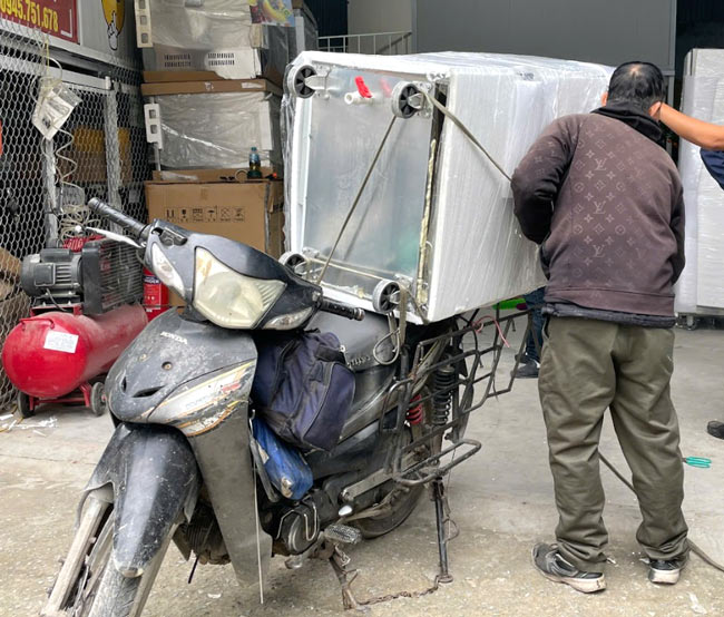 Chi phí vận chuyển
