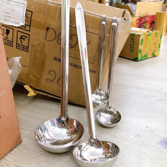 Muôi múc nước dùng