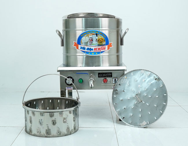 Nồi điện luộc giò chả Newsun