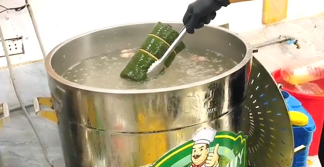 Nồi luộc giò chả đa năng bằng điện – lựa chọn tối ưu