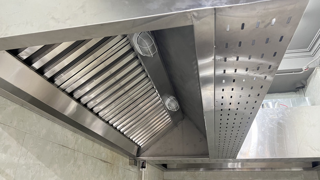 Trang bị hệ thống hút mùi