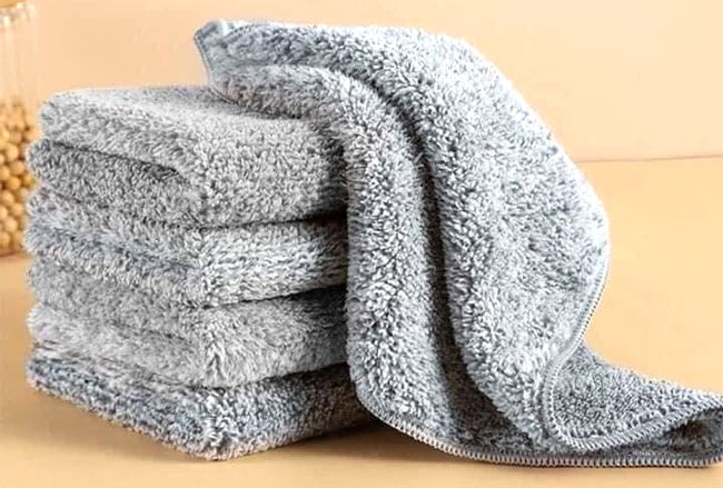 Chuẩn bị khăn lau