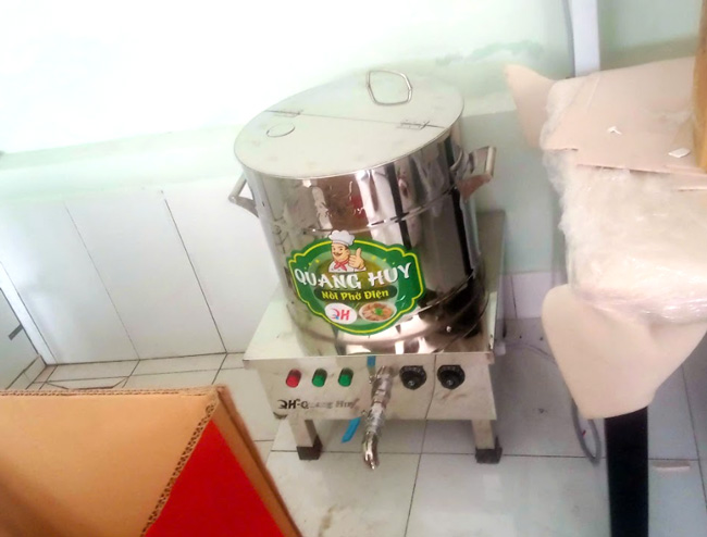 Chuẩn bị lắp đặt nồi điện nấu phở 1 pha