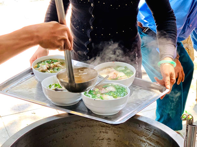 X&aacute;c định năng suất phục vụ của qu&aacute;n