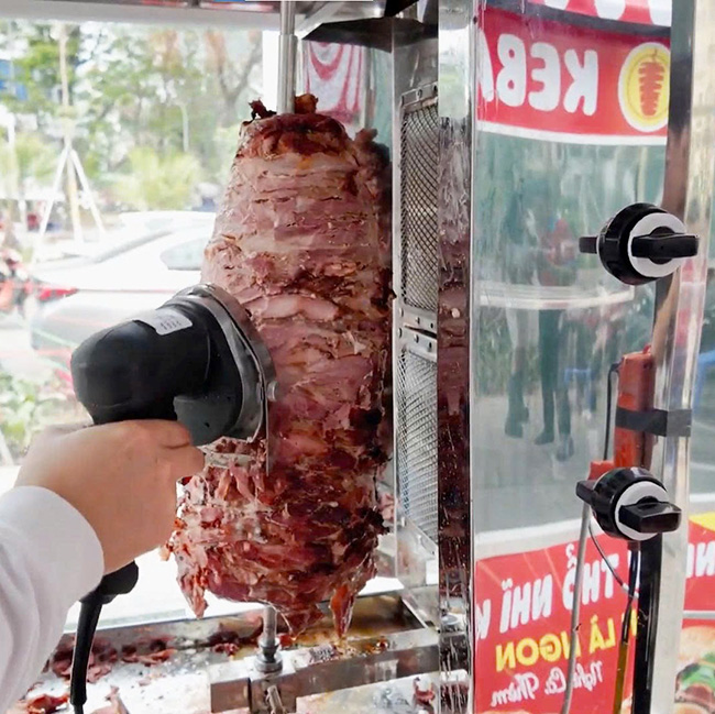 Bán bánh mì Thổ Nhĩ Kỳ Doner Kebab