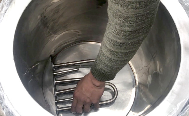 Tháo thanh nhiệt nồi phở điện