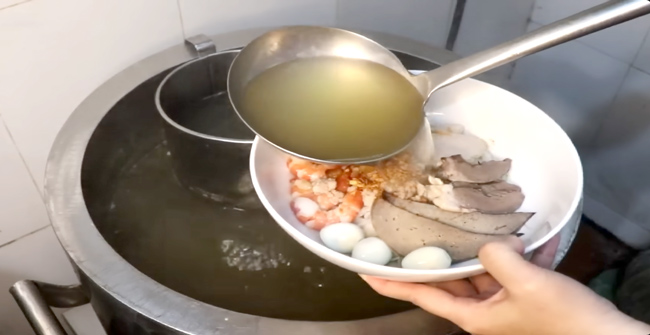 nấu hủ tiếu bằng nồi phở điện