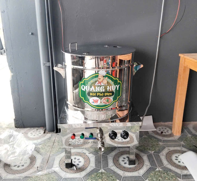 Nồi hầm xương gi&aacute; th&agrave;nh hợp l&yacute;