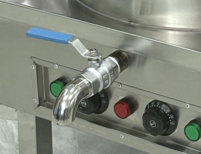 V&ograve;i xả đ&aacute;y