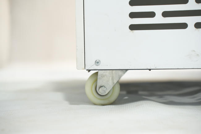 Bánh xe di chuyển