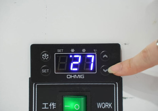 Tăng giảm nhiệt độ tủ bánh kem