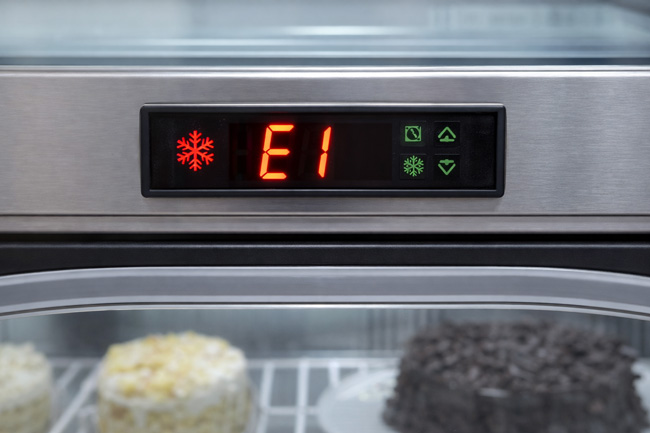 Xử lý lỗi khi chỉnh nhiệt tủ bánh kem