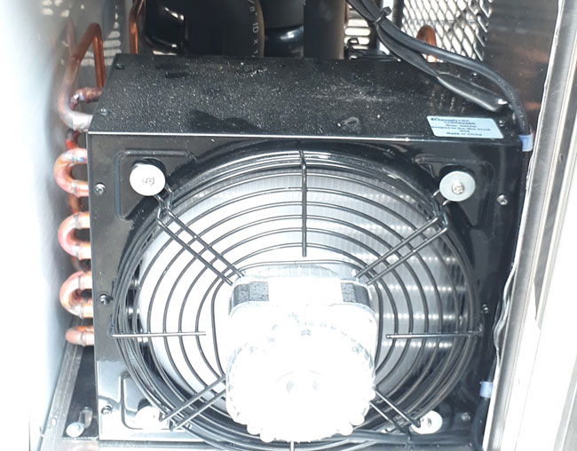 Bảo trì dàn lạnh tủ bánh kem