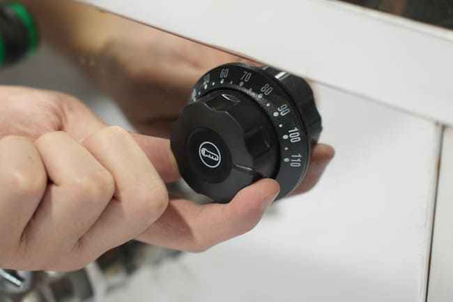 Điện năng thay đổi theo nhiệt độ c&agrave;i đặt