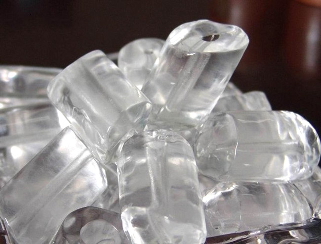 Đá viên kích thước lớn