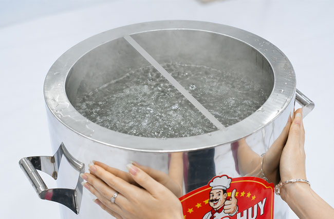 Nồi phở mâm nhiệt an toàn