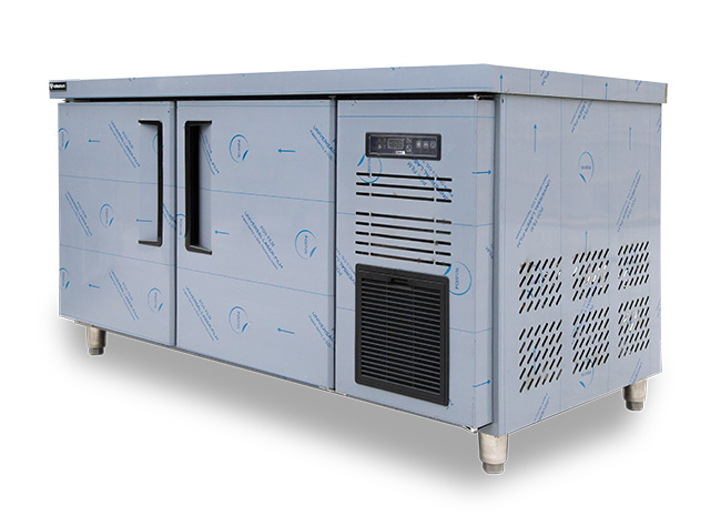 Tủ m&aacute;t b&agrave;n chặt 1m5 350L HR15GZB- M600