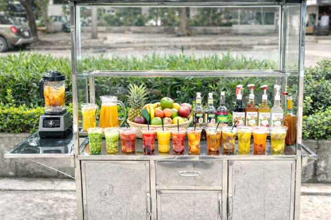 Quầy bán nước ép - sinh tố