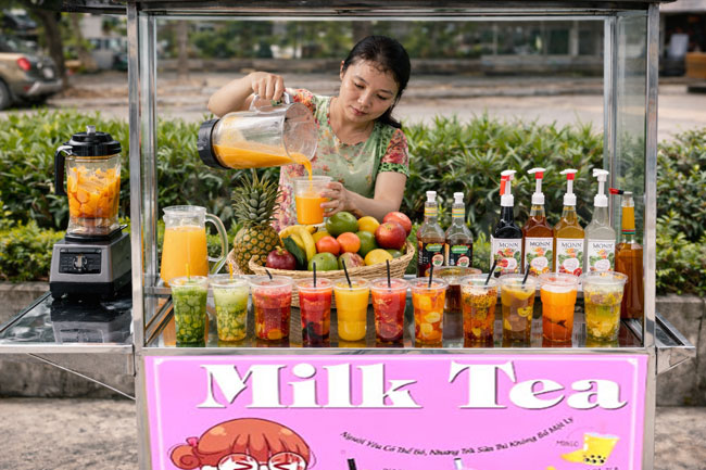 Bày trí xe bán nước ép