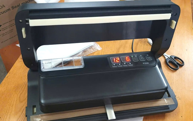 Máy hút chân không Yamafuji P350A