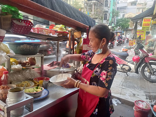 Không tốn tiền thuê mặt bằng