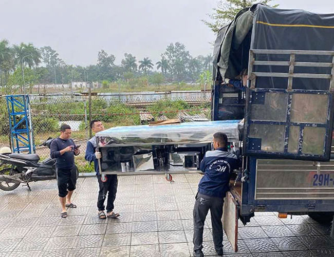 Vận chuyển dự án thi công bếp ăn Chùa Ninh Cường