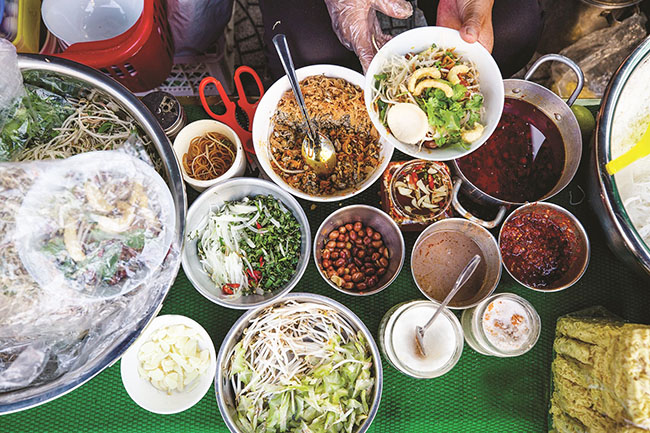 Nguồn gốc của cơm hến