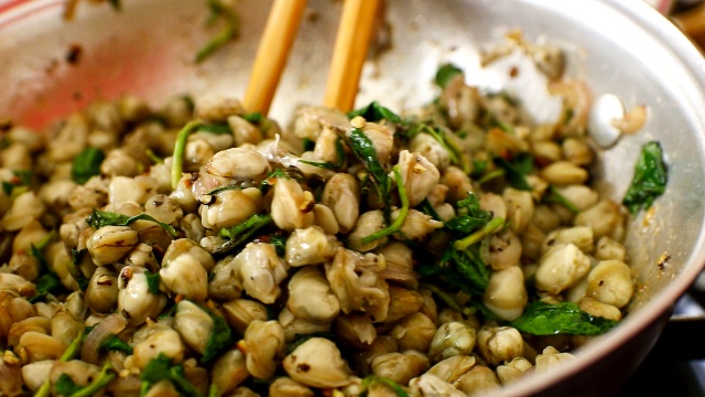 Xào thịt hến