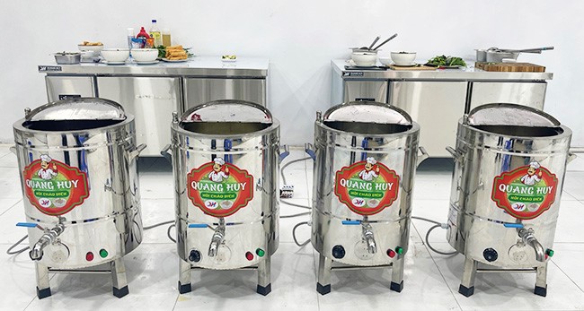 Những lưu ý an toàn khi vệ sinh nồi nấu cháo điện