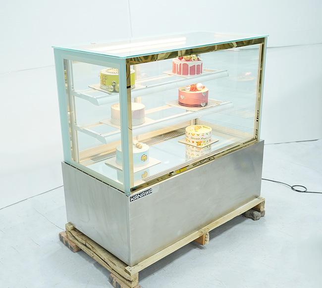Nhược điểm của tủ bánh kem kính vuông