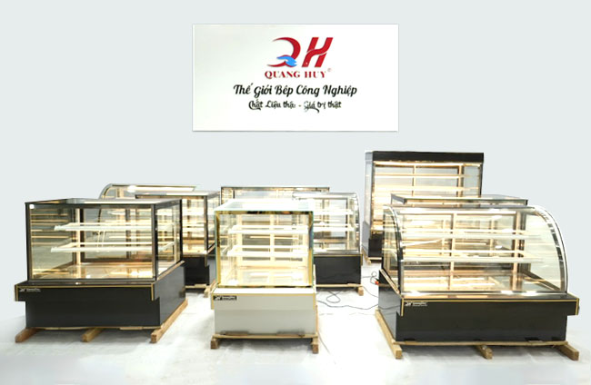 Tủ bánh kem kính cong Quang Huy giá tốt