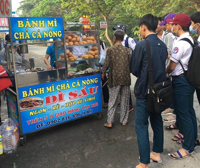 Bán đồ ăn sáng cho học sinh nên bán món gì