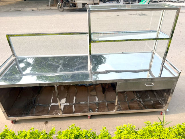 Bề mặt inox dễ dàng vệ sinh