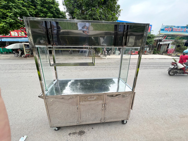 Khung và thân xe