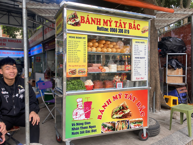 Điểm bán trước trường học, khu dân cư và khu văn phòng