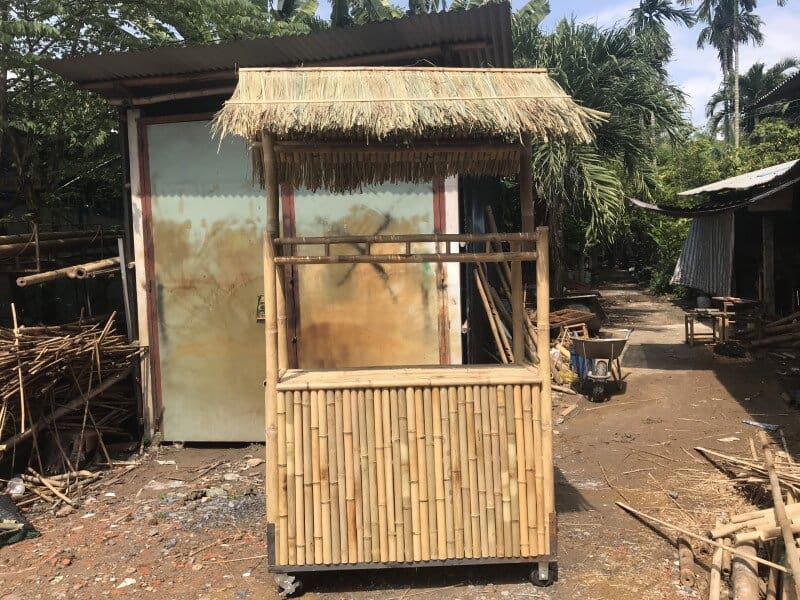 Kiểm tra độ chắc chắn của khung xe bán xôi bằng tre