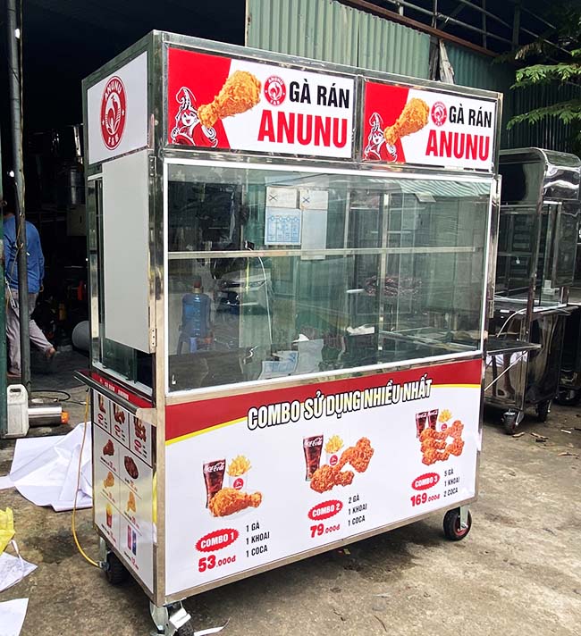 Tủ kính bán đồ ăn vặt giá tốt