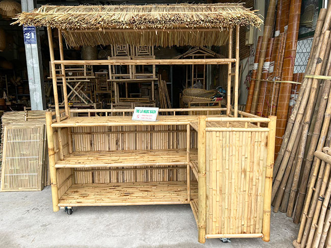 Vệ sinh bề mặt tre