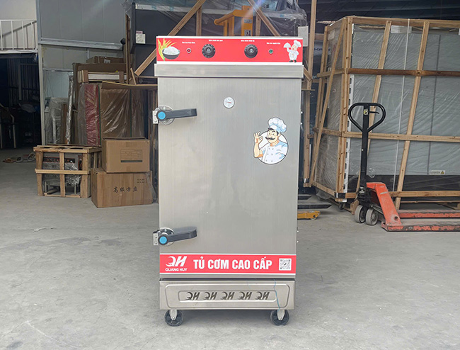 Bàn giao tủ cơm công nghiệp cho khách