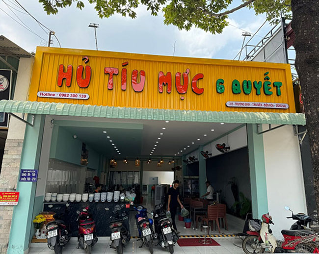 Bảo trì bảng hiệu hủ tiếu