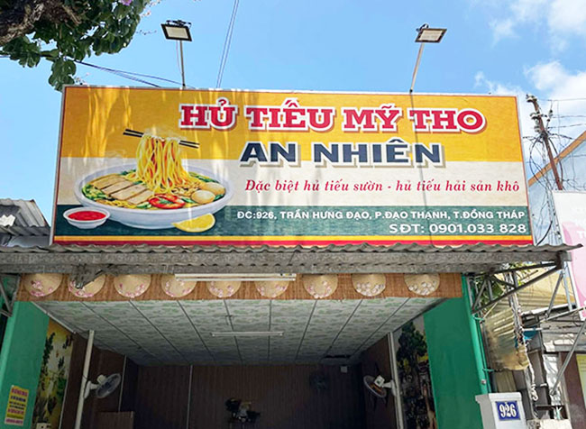 Bố trí thông tin trên bảng hiệu hủ tiếu