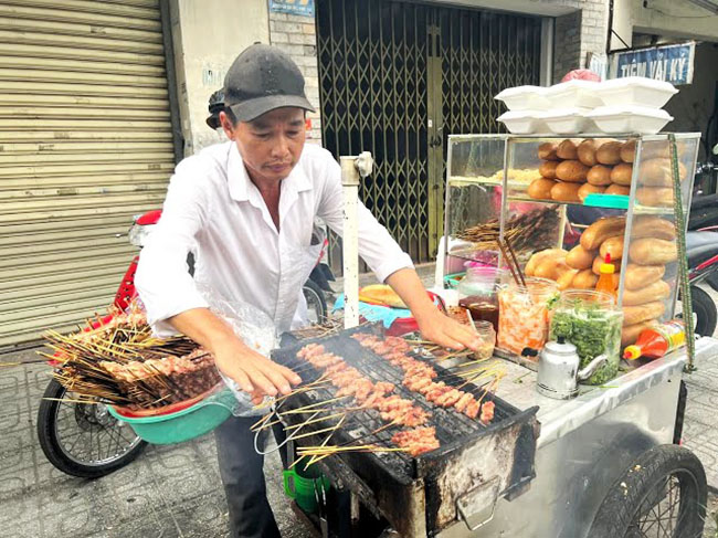 Chủ động lựa chọn cách bố trí và danh mục món bán kèm