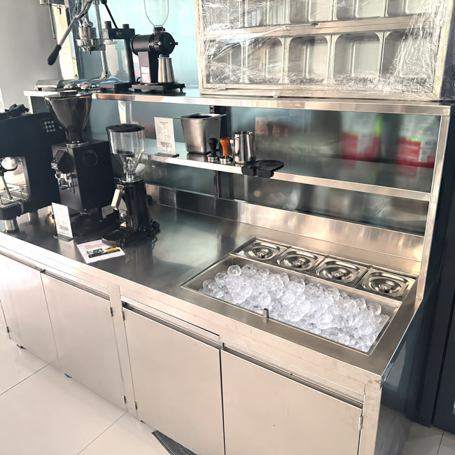 Máy làm đá Asima giúp chủ động nguồn đá