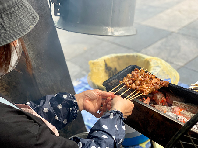 Những lợi ích khi đầu tư xe bán thịt xiên nướng