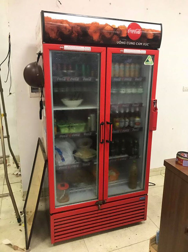 Tủ chạy liên tục không ngắt do cảm biến gặp sự cố