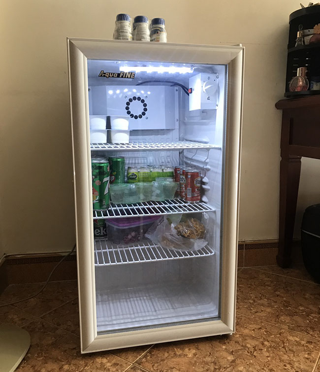 Tủ mát mini Aquafine 90L JW-90R